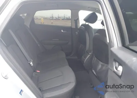 2017 Kia Optima Lx z USA, uszkodzony, nr VIN 5XXGT4L37HG122853